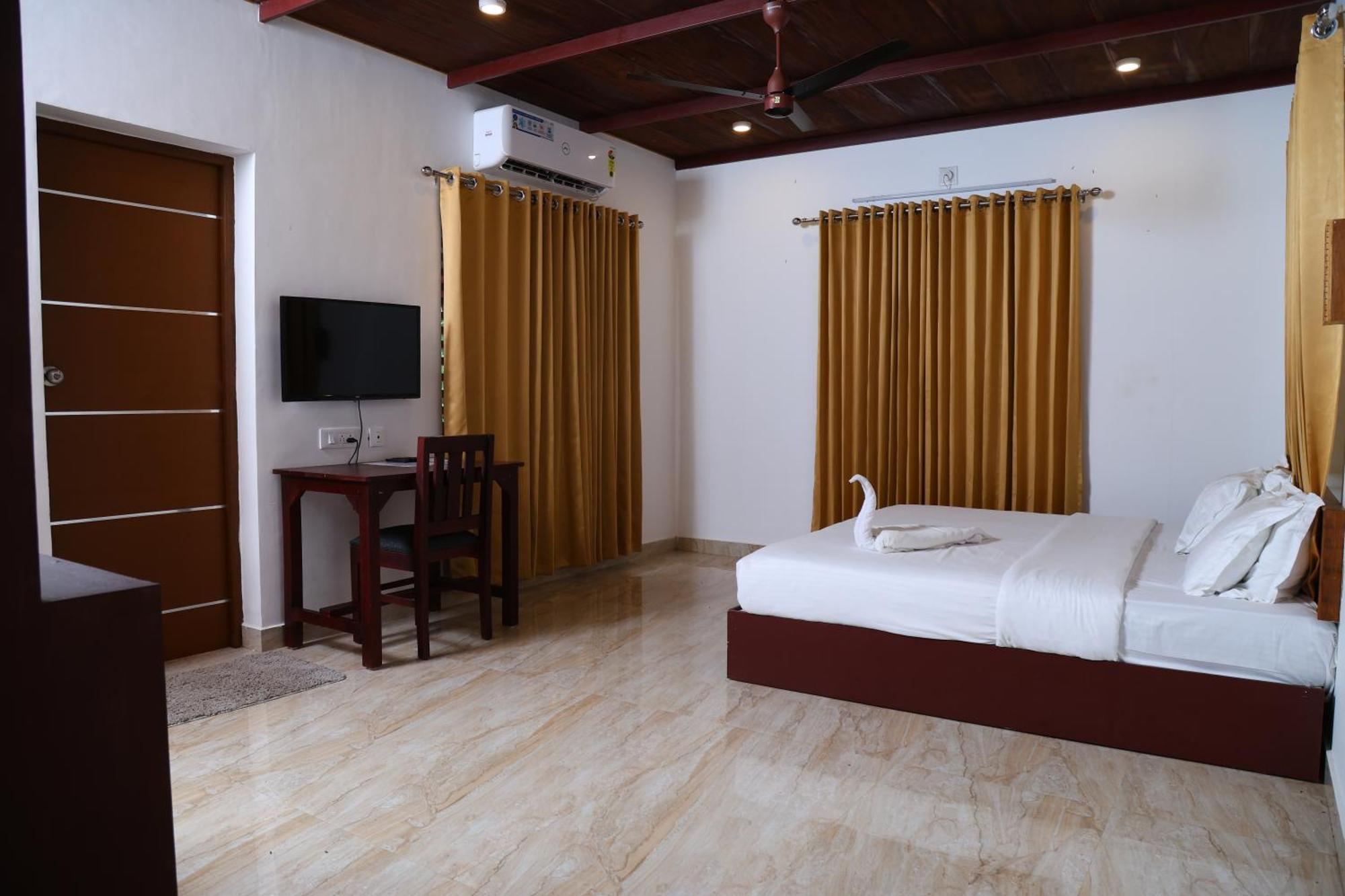 Vajra Ayurveda And Yoga Retreat Kochi Exterior foto