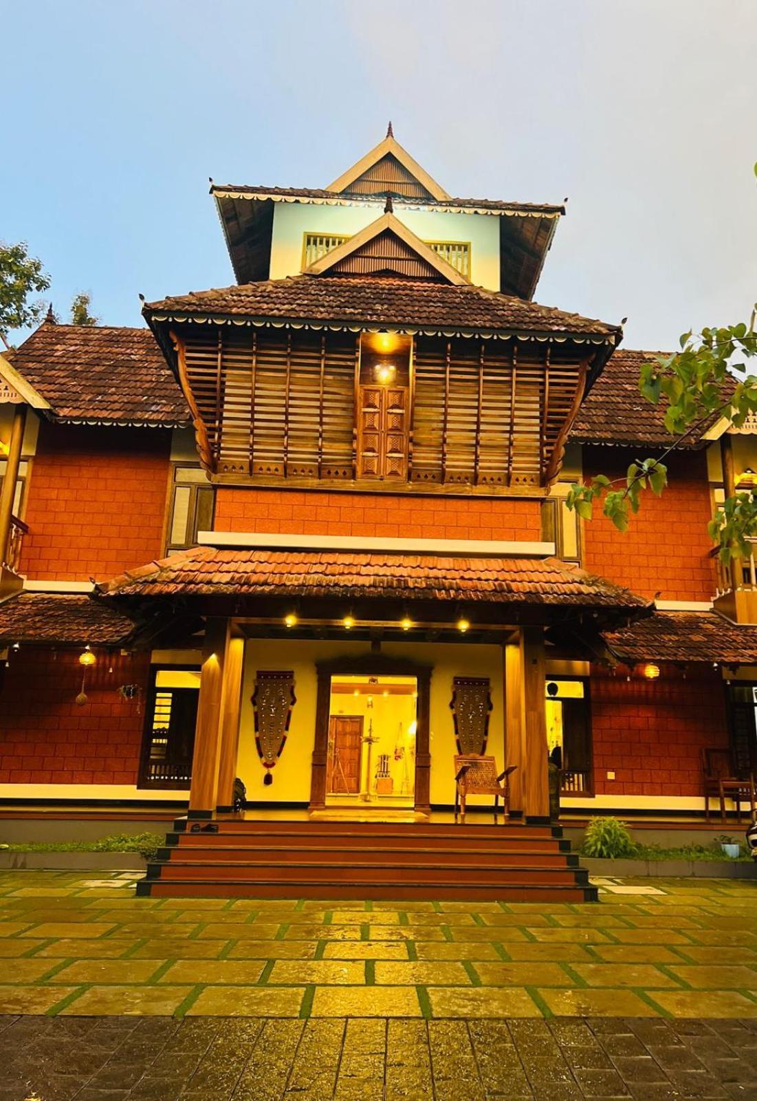 Vajra Ayurveda And Yoga Retreat Kochi Exterior foto