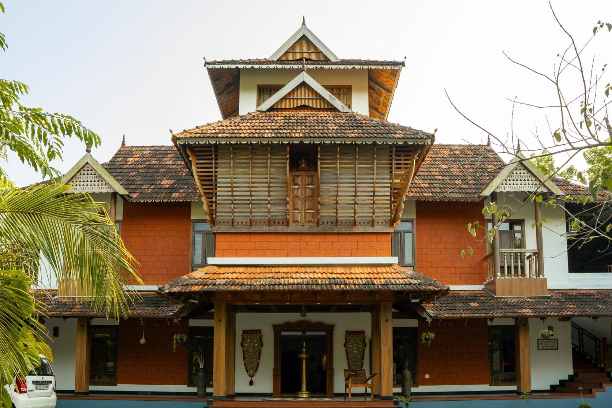 Vajra Ayurveda And Yoga Retreat Kochi Exterior foto